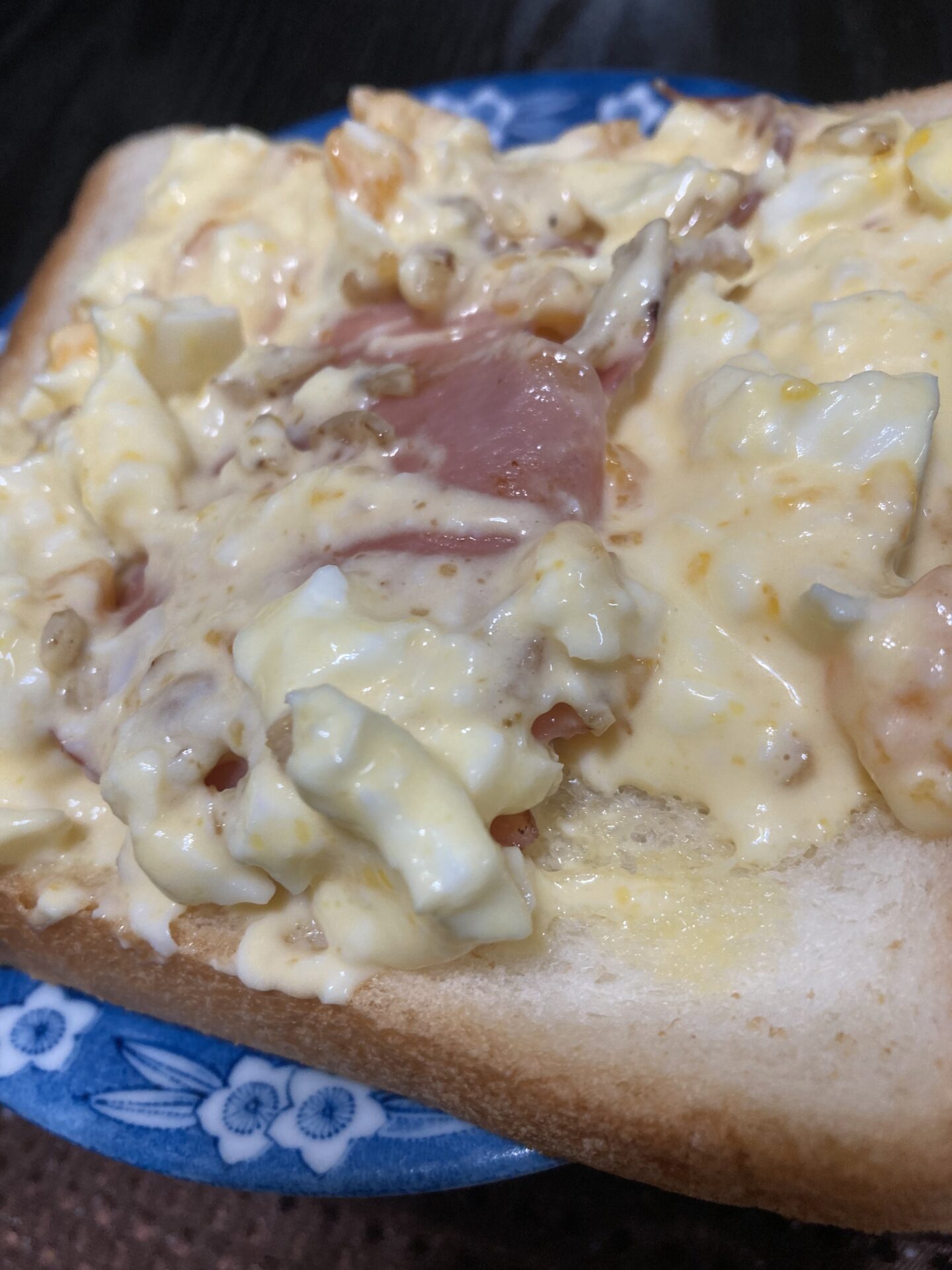 簡単！めちゃくちゃ美味しいハムとたっぷりたまごサンド　ノンフライヤー食パン