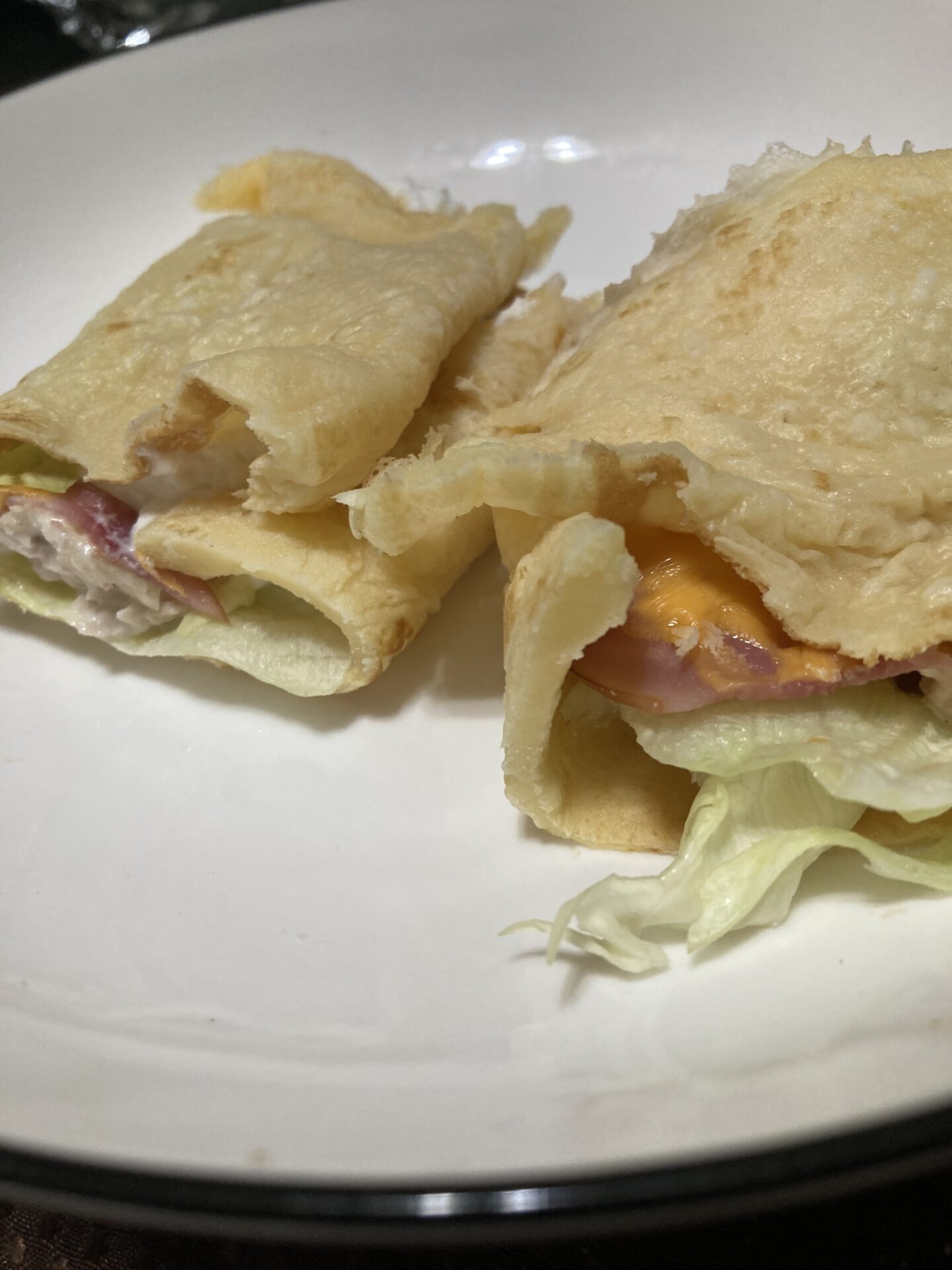 ホットケーキミックスでハムとツナのチーズクレープ