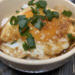 すぐ出来て美味しい！バター醬油目玉焼き丼