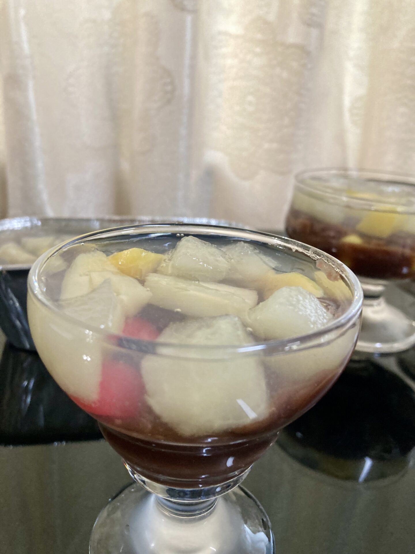 2層のフルーツ寒天とこし餡の羊羹